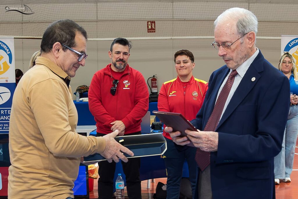 Federación de luchas olímpicas y DD.AA. del Pdo. de Asturias